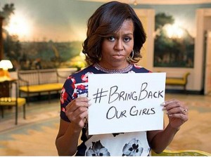 ميشيل أوباما تناشد دواعش نيجيريا بإرجاع الفتيات المخطوفات بهاشتاج ضربهم بشدة على الأنترنت ! 